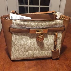 Micheal Kors Hamilton Traveler